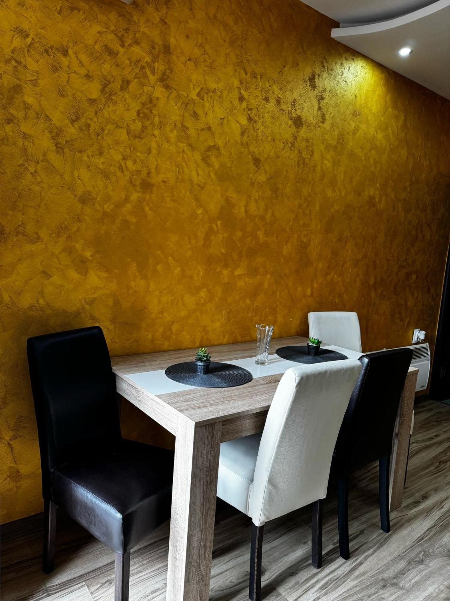 Apartments Vila Brzi & Beka Sabac Ngoại thất bức ảnh